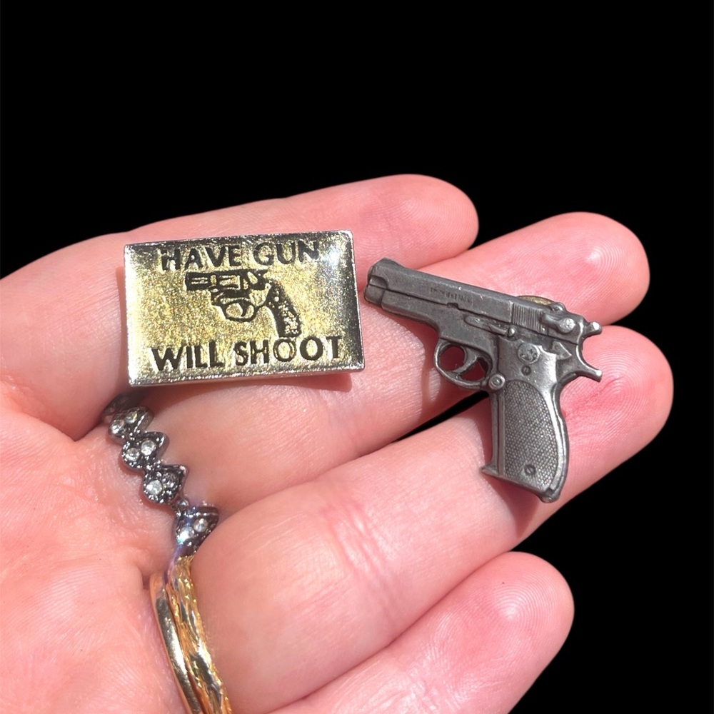 Miniature Smith & Wesson Gun + Shoot Enamel Sign Lapel Pins